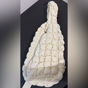 Cream Quilted Bag with Zipper